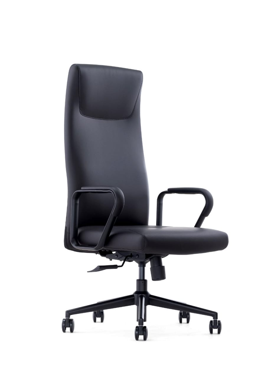 A2461 Executive Leather Chair Wholesale office furniture supplier in Dubai, UAE | Executive Leather Chairs