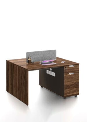 Wholesale office furniture supplier in Dubai, UAE | Executive Desk